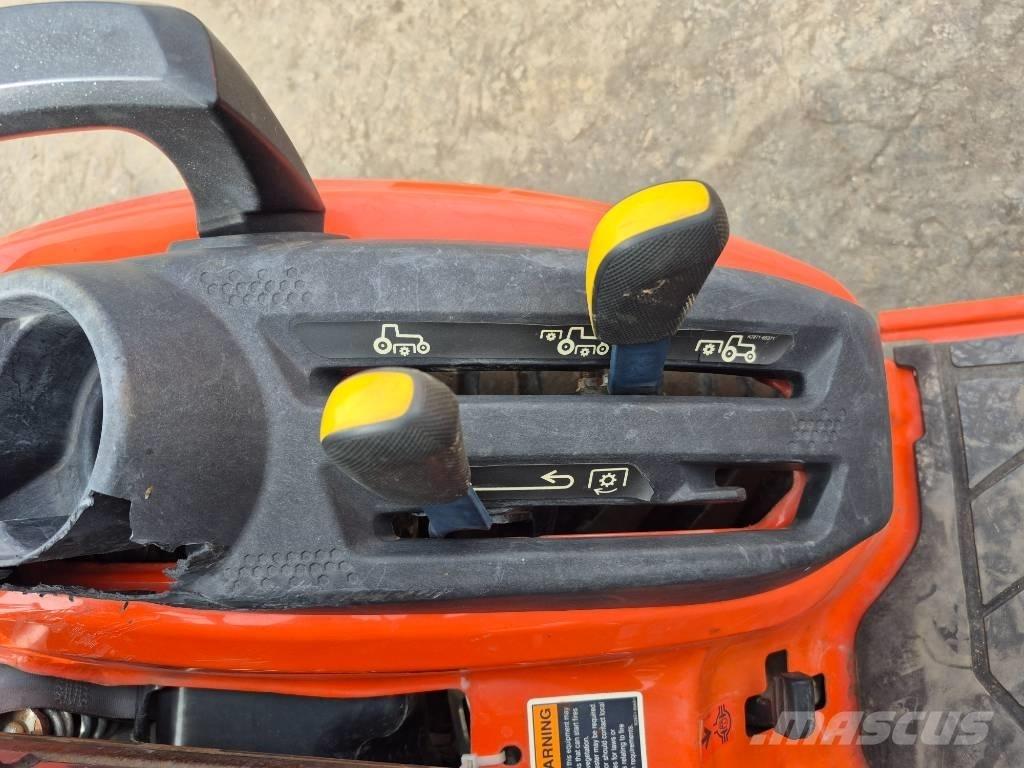 Kubota BX 23 曳引機