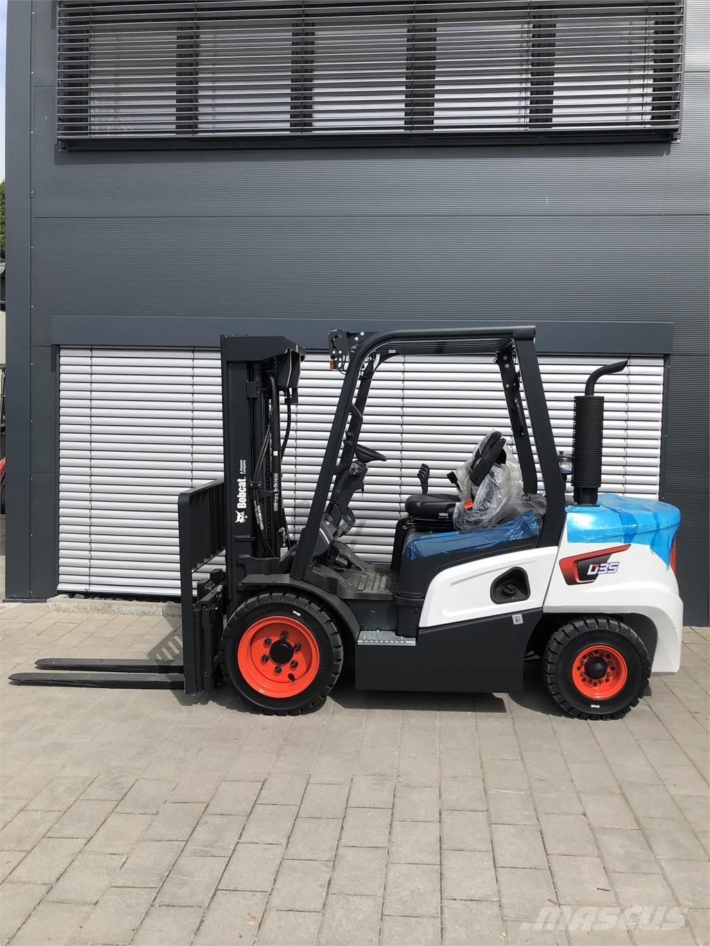 Bobcat D35NXS 柴油卡車