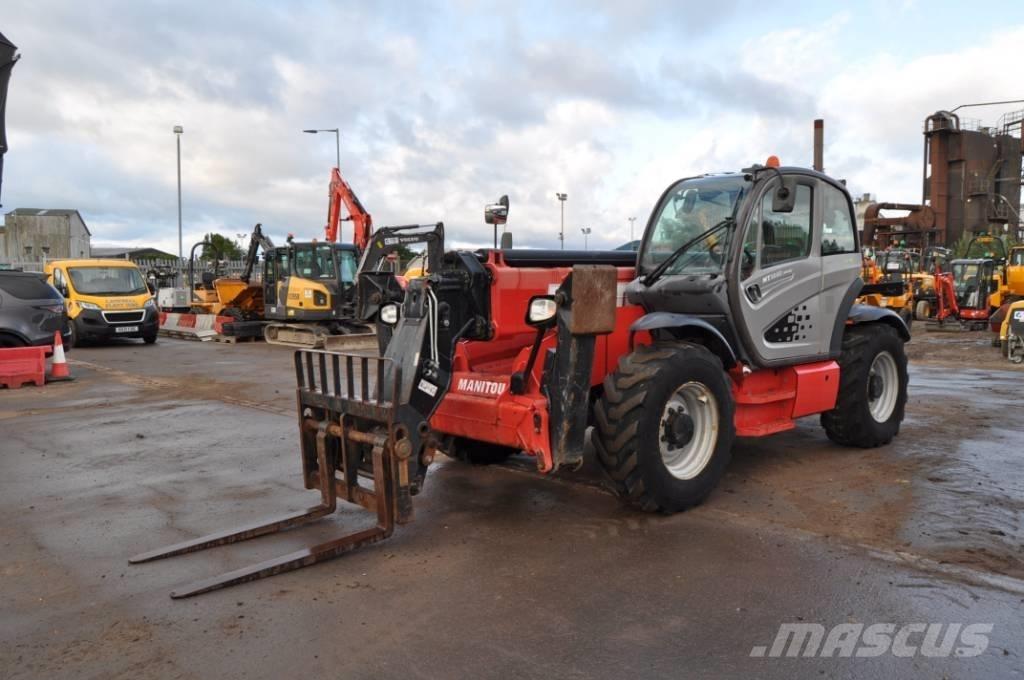 Manitou MT 1440 伸縮臂操作車