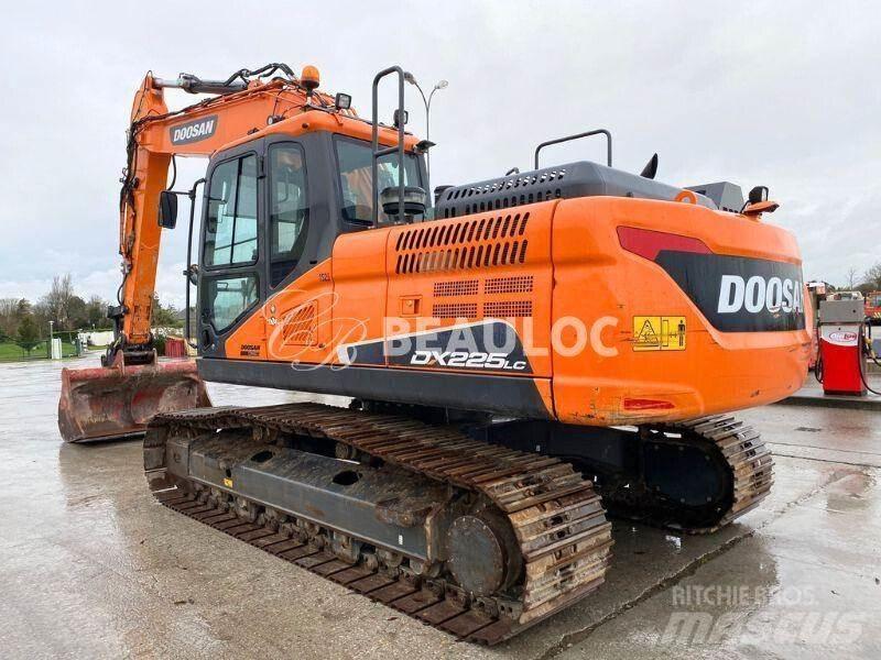 Doosan DX 225 LC 履帶式 挖土機/掘鑿機/挖掘機