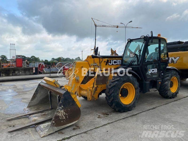 JCB 533-105 伸縮臂操作車