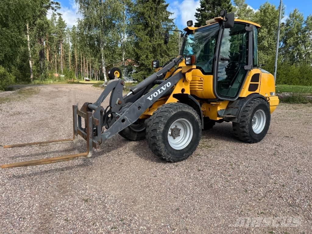 Volvo L 20 F 輪胎式裝載機