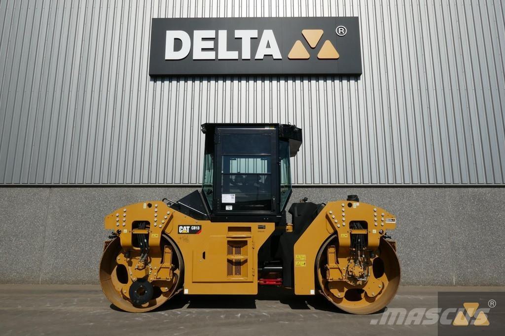 CAT CB13 雙輪滾壓機