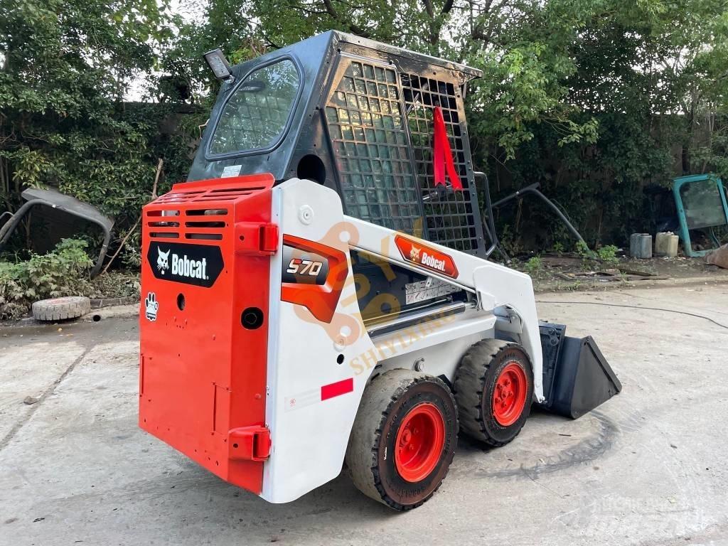 Bobcat S70 滑移轉向裝載機