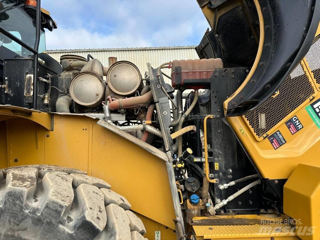 CAT 972MXE 輪胎式裝載機