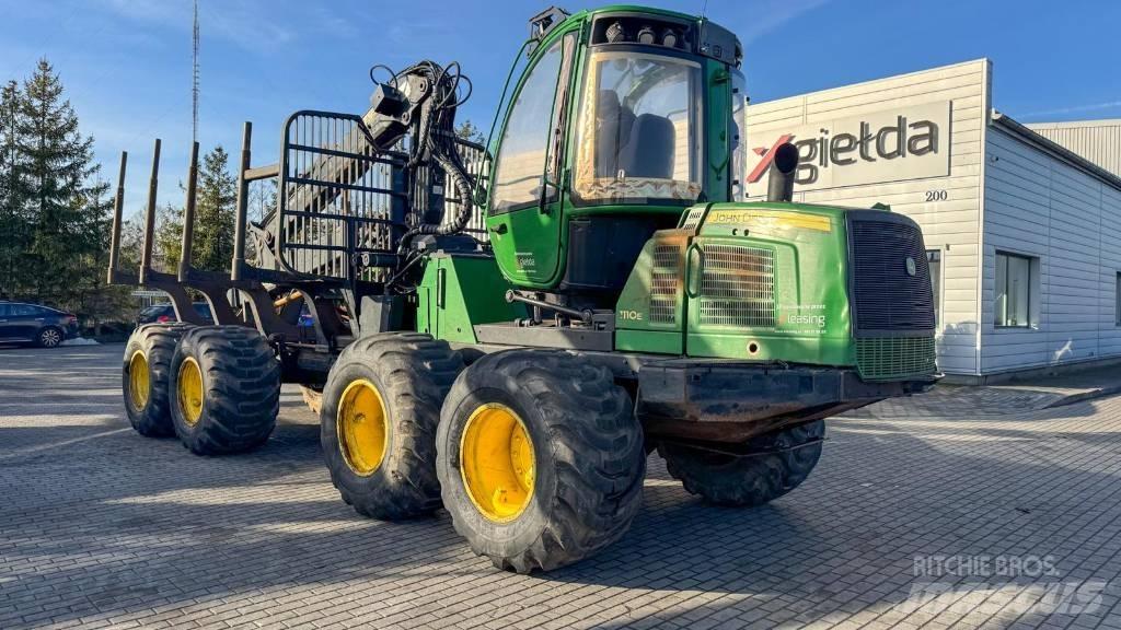 John Deere 1110 E 集運機