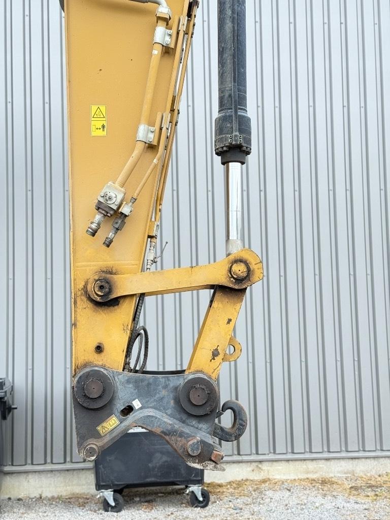 CAT 326 F L 履帶式 挖土機/掘鑿機/挖掘機
