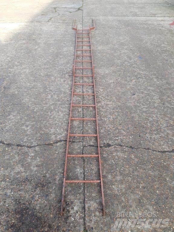 Access LADDER 其他農業機械