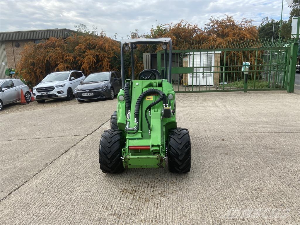 Avant 645I 輪胎式裝載機