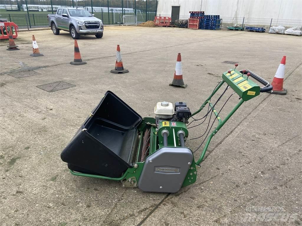Dennis G860 其他農業機械