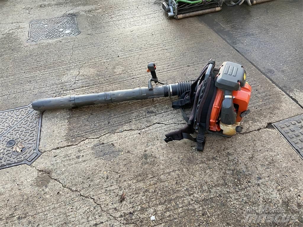 Husqvarna 570BTS 其他農業機械