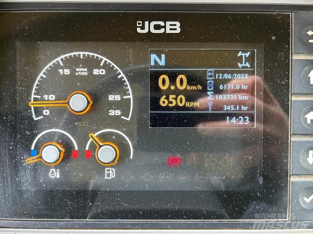 JCB 4220 曳引機