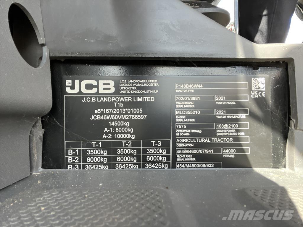 JCB 4220 FASTRAC 曳引機
