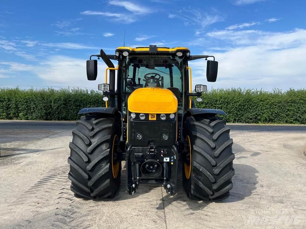 JCB 4220 ICON 曳引機