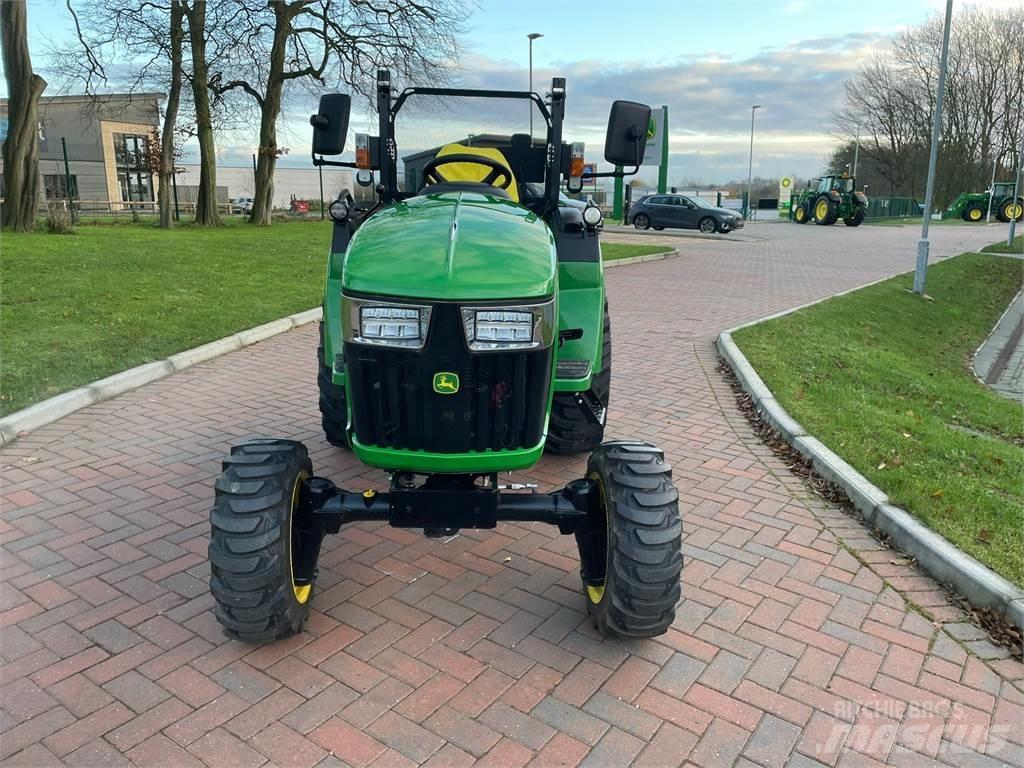 John Deere 2038R 小型曳引機