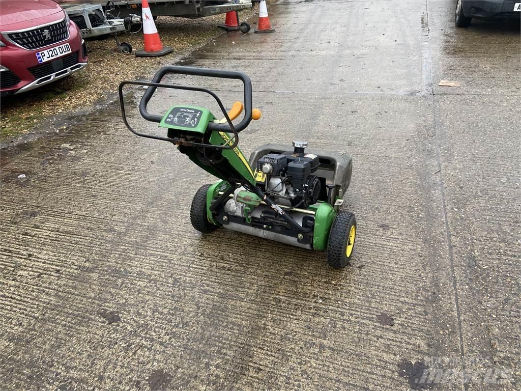 John Deere 220C 其他農業機械