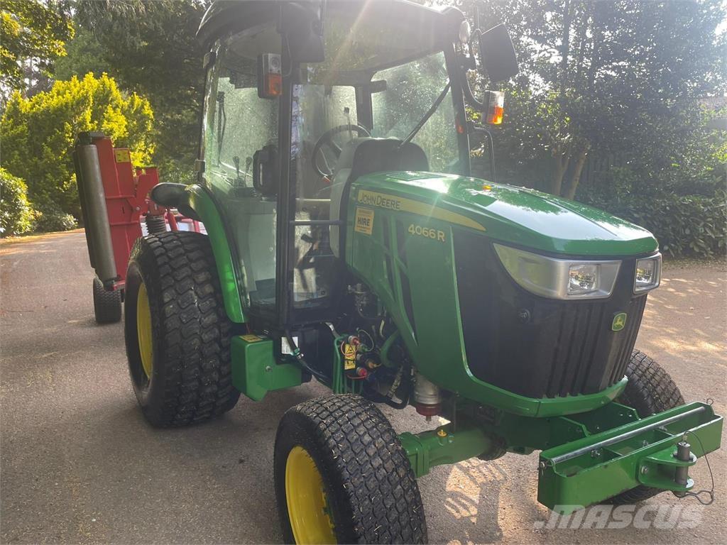 John Deere 4066R 小型曳引機