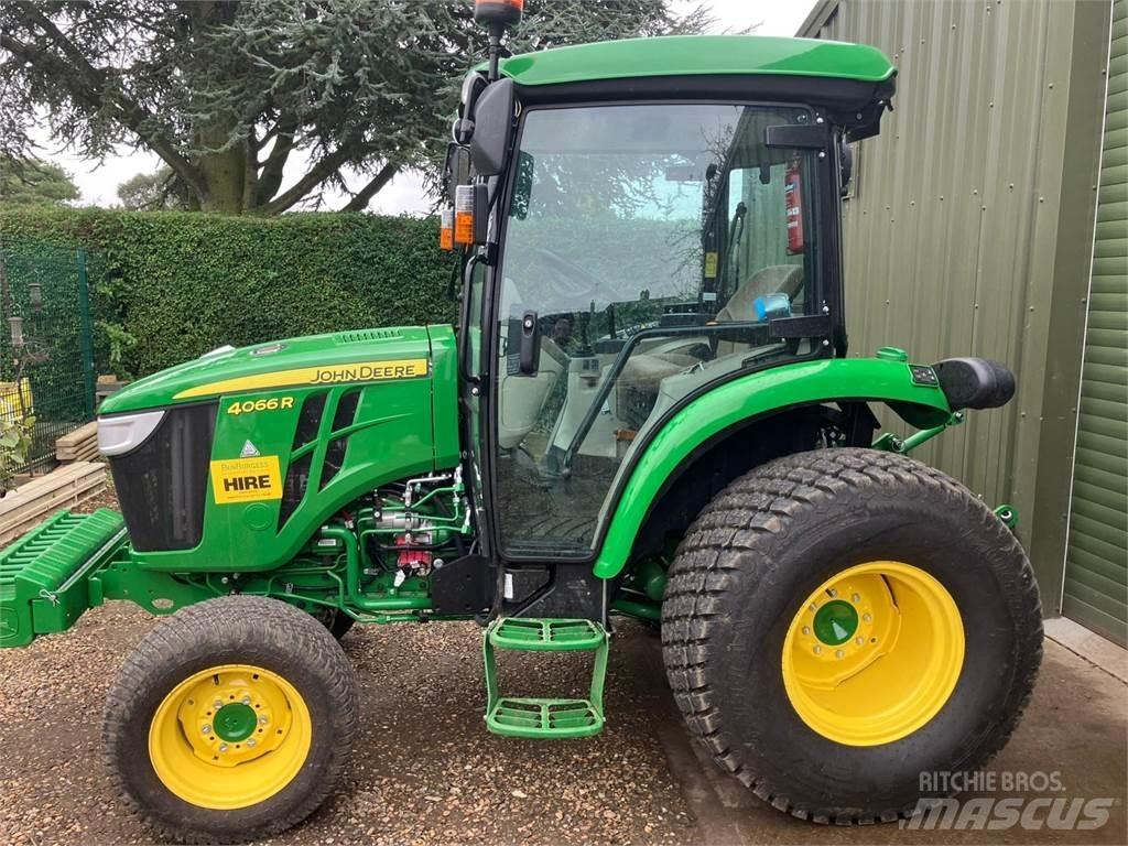 John Deere 4066R 小型曳引機