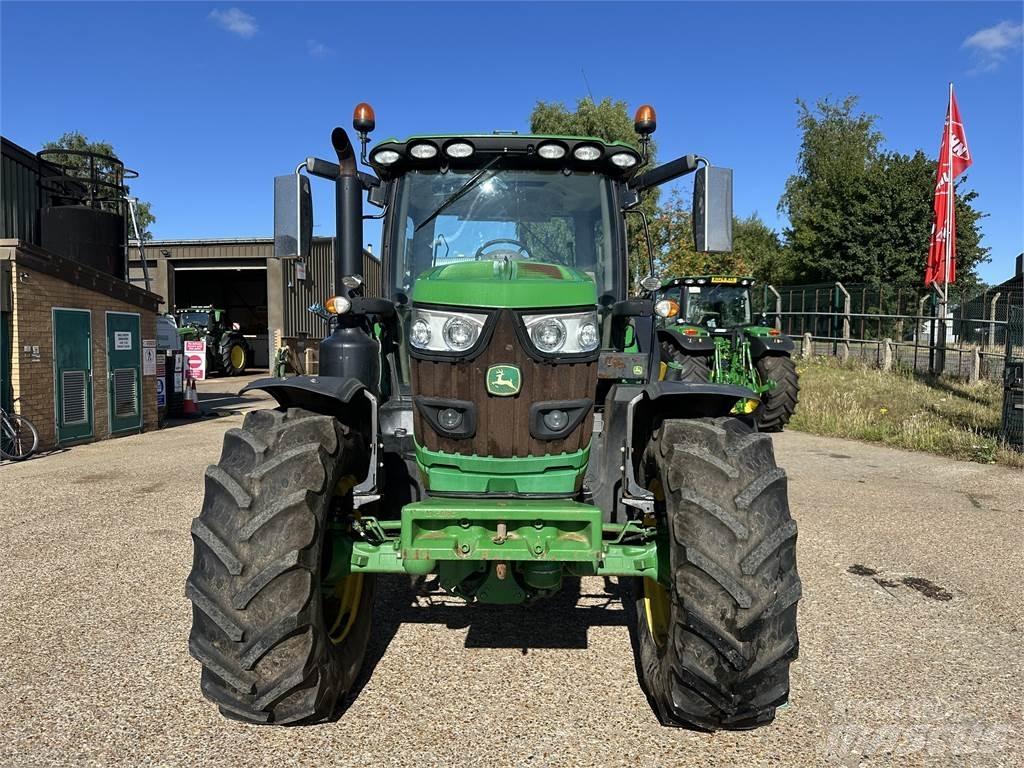 John Deere 6145R 曳引機
