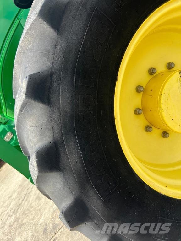 John Deere 6150R 曳引機
