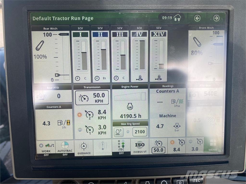 John Deere 6215R 曳引機