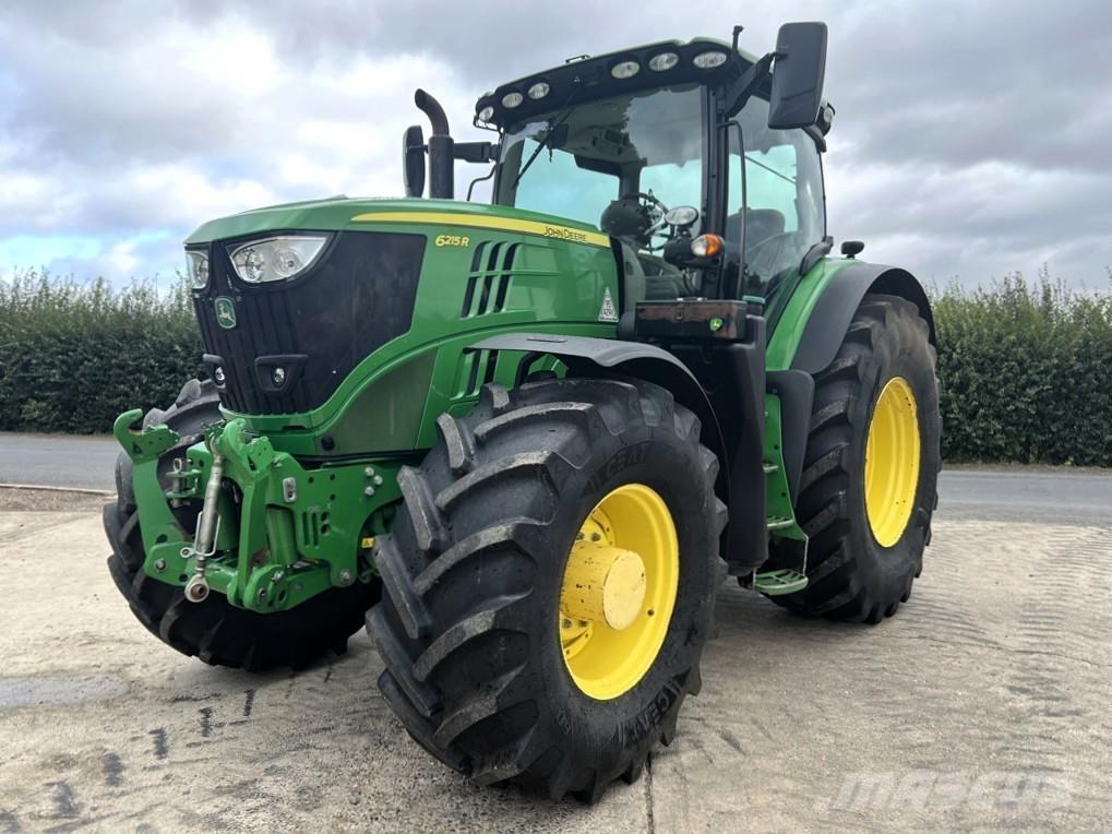 John Deere 6215R 曳引機