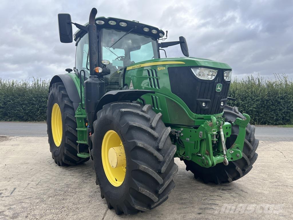 John Deere 6215R 曳引機