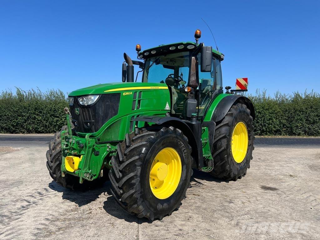 John Deere 6250R 曳引機