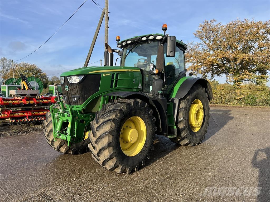 John Deere 6250R 曳引機