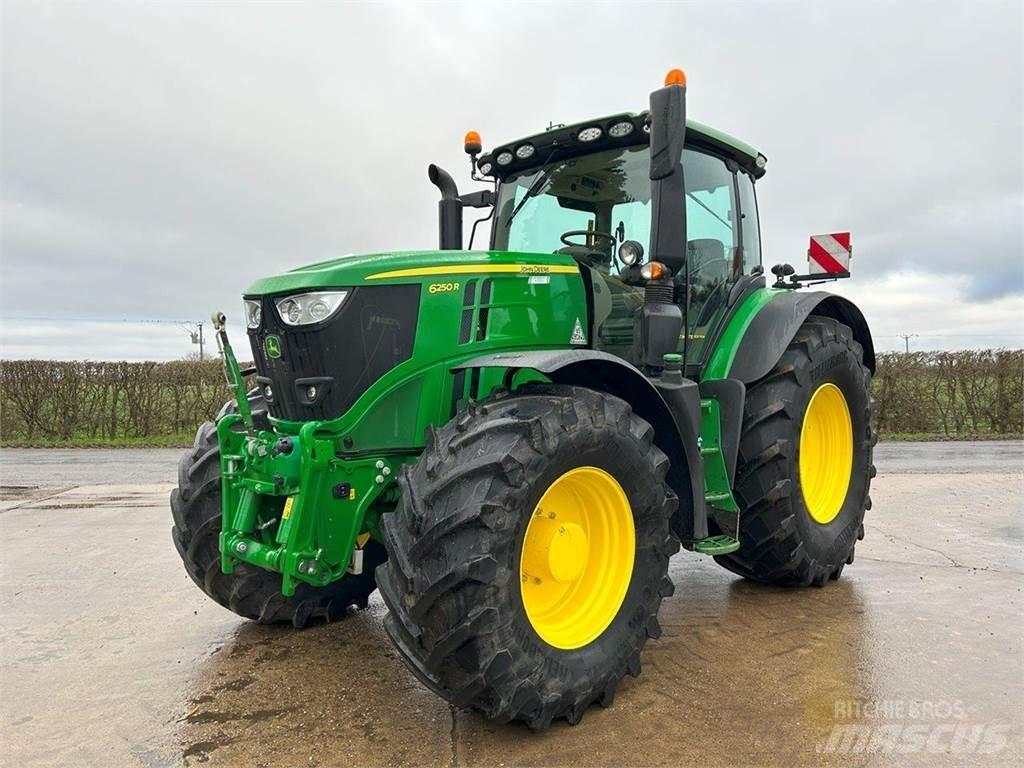 John Deere 6250R 曳引機