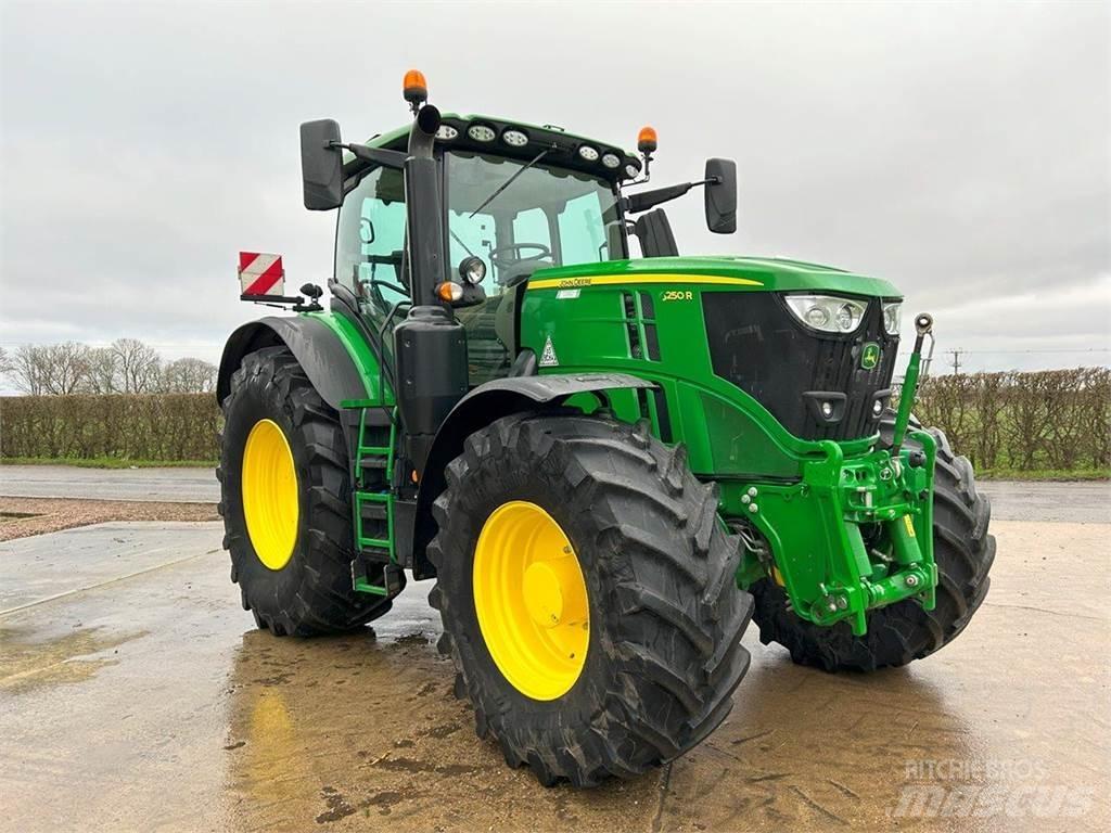 John Deere 6250R 曳引機