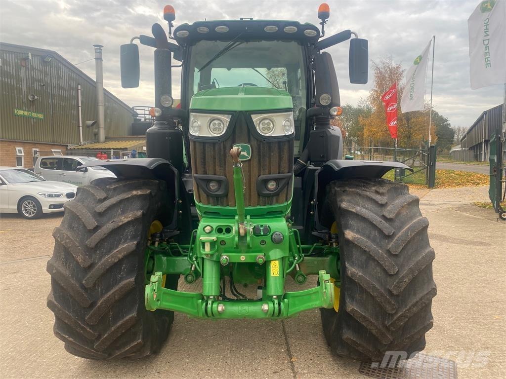 John Deere 6250R 曳引機