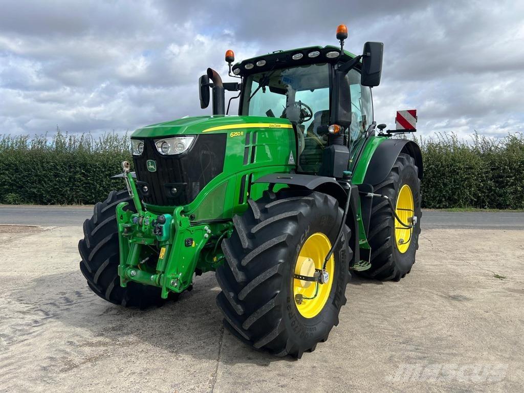 John Deere 6250R 曳引機