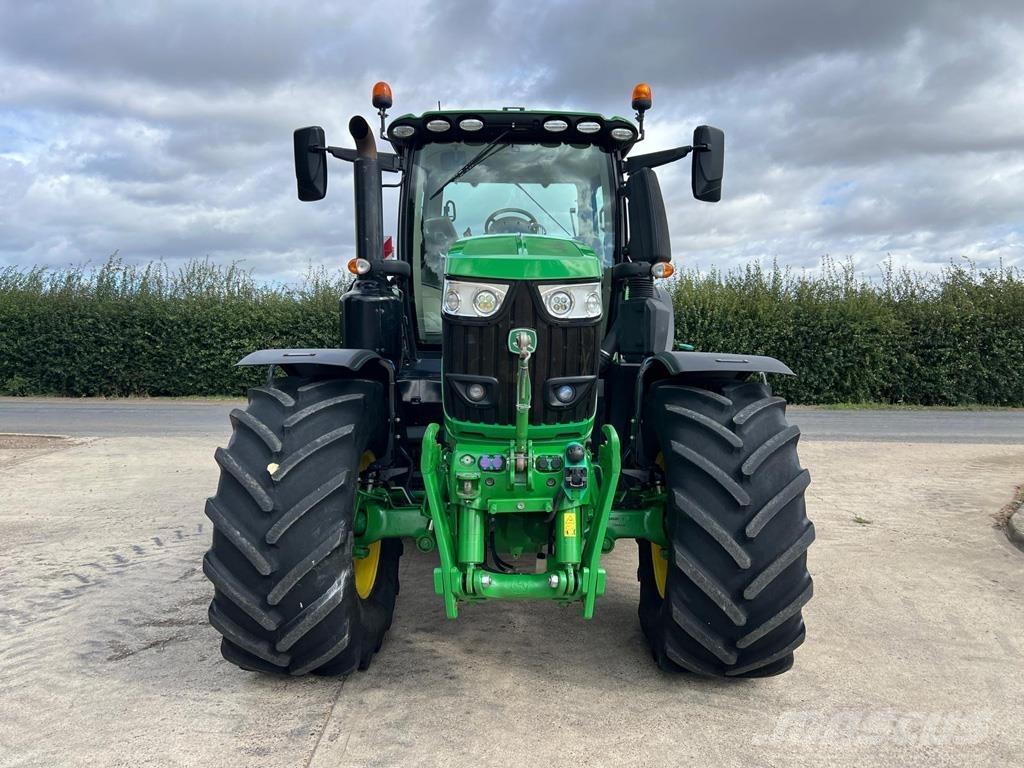 John Deere 6250R 曳引機