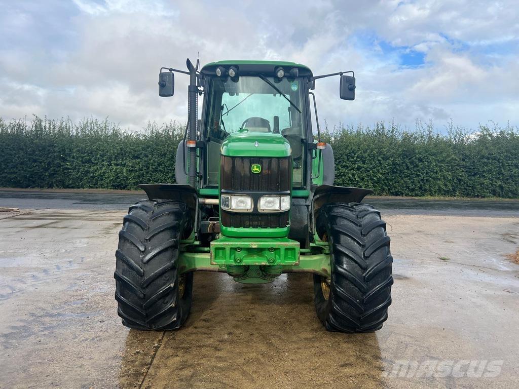 John Deere 6620 曳引機