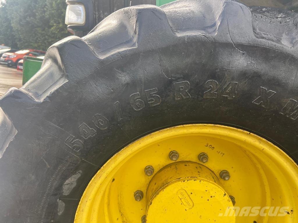 John Deere 6620 曳引機