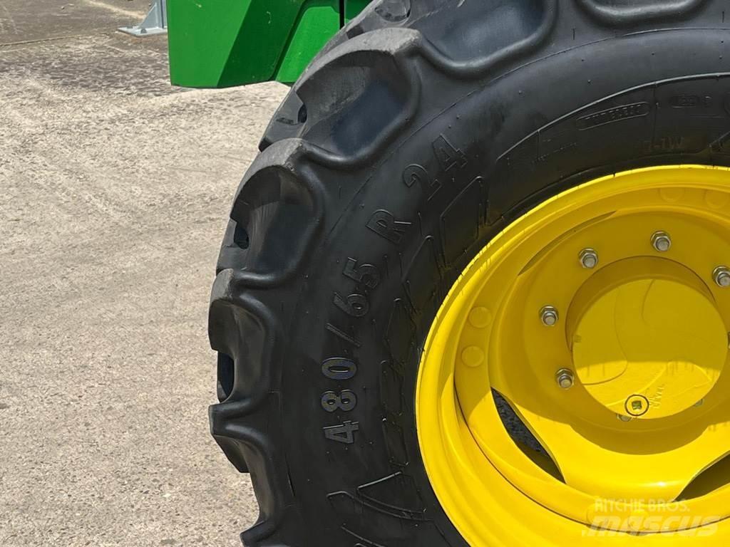 John Deere 6R120 曳引機