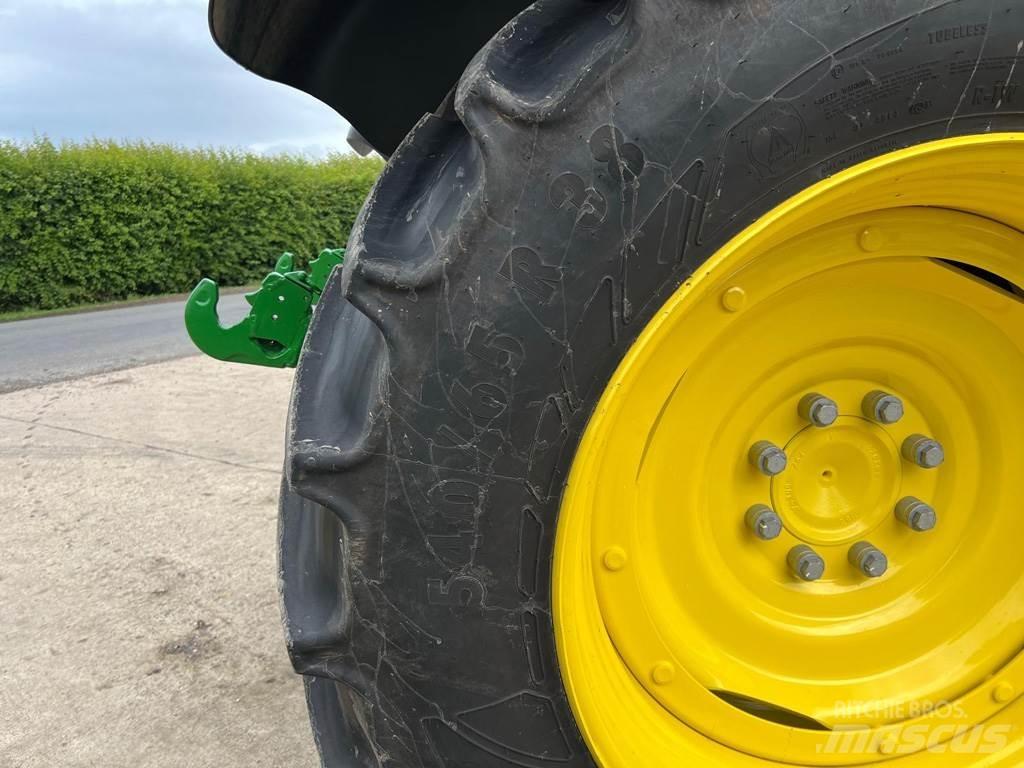 John Deere 6R120 曳引機