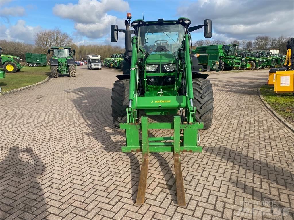 John Deere 6R150 曳引機