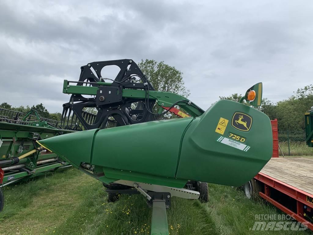 John Deere 725D 聯合收穫機