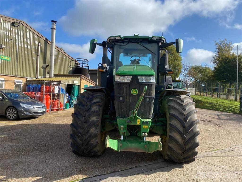 John Deere 7R310 曳引機