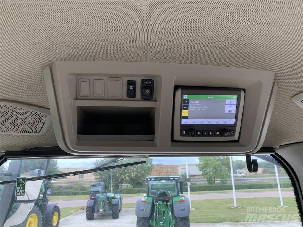 John Deere 8RX410 曳引機