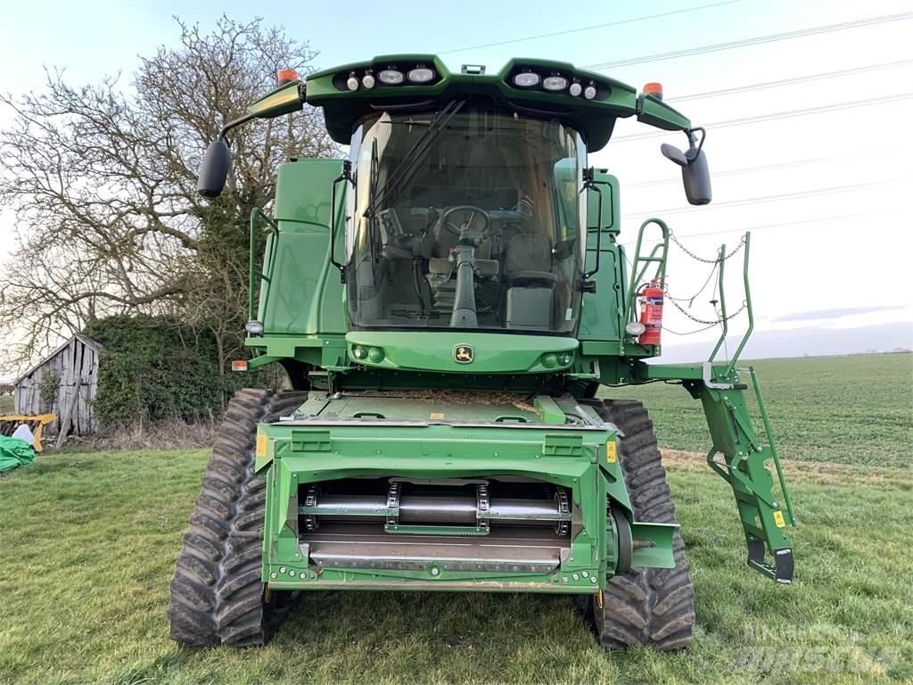 John Deere T670 聯合收穫機