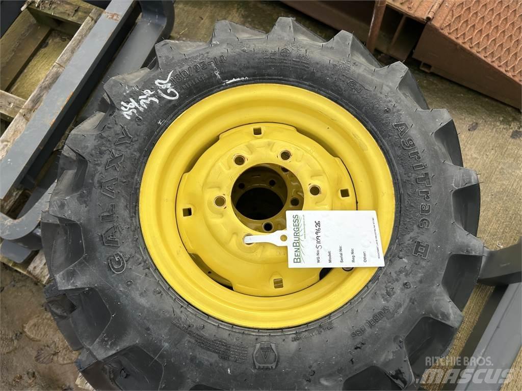 John Deere TYRES 其他農業機械