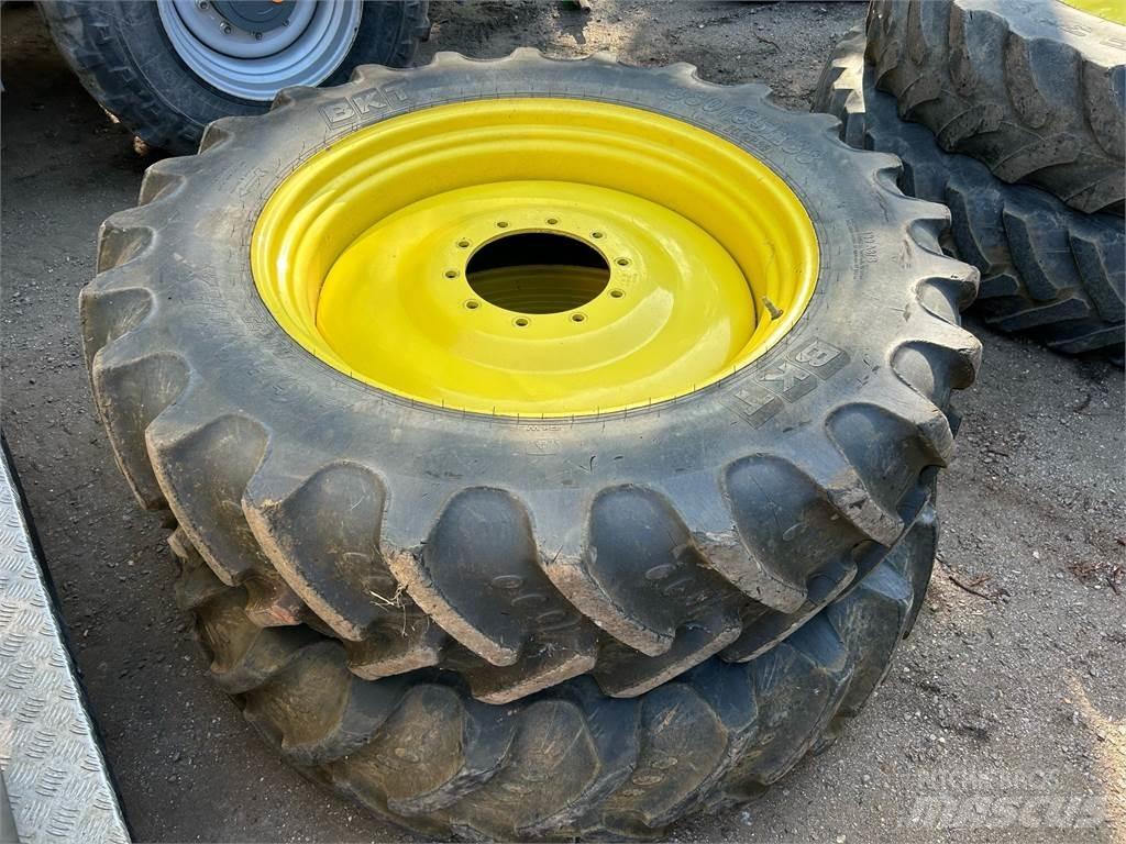 John Deere TYRES 其他農業機械