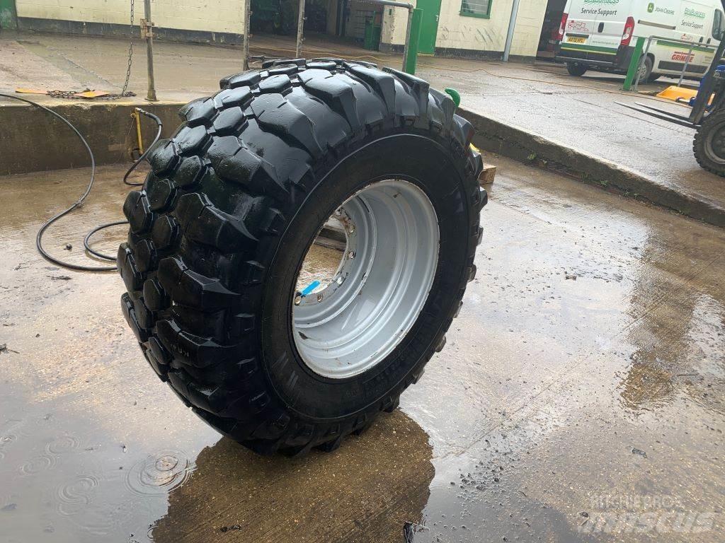 Kramer 500/70R24 輪胎、車輪和輪圈