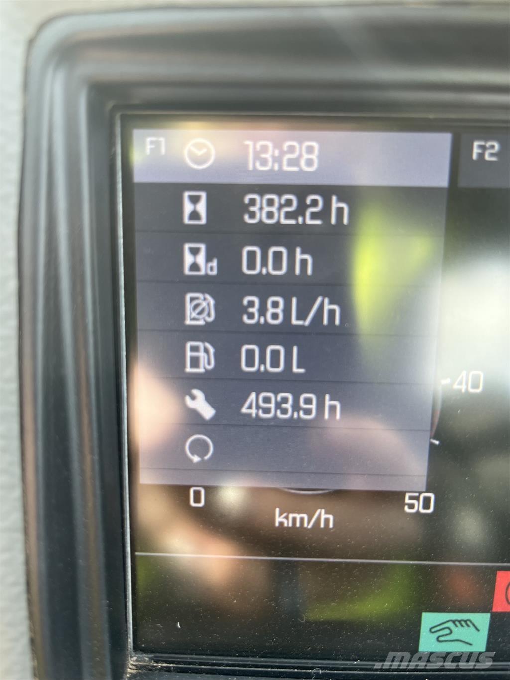 Kramer KT407 農業用伸縮臂裝載機