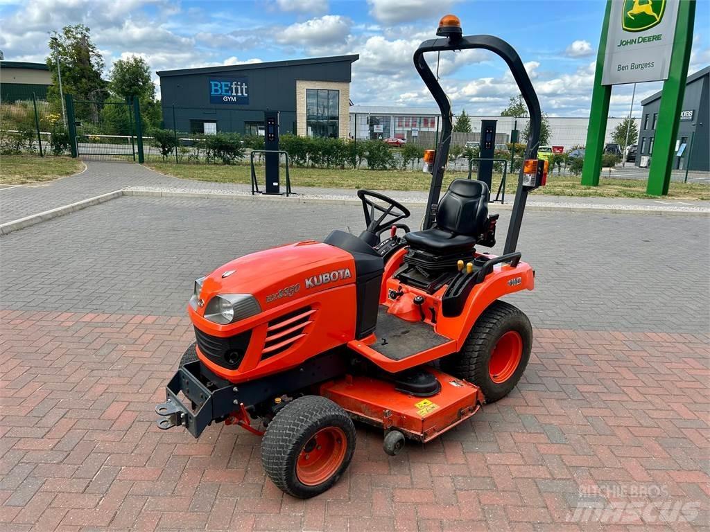 Kubota BX2350 小型曳引機