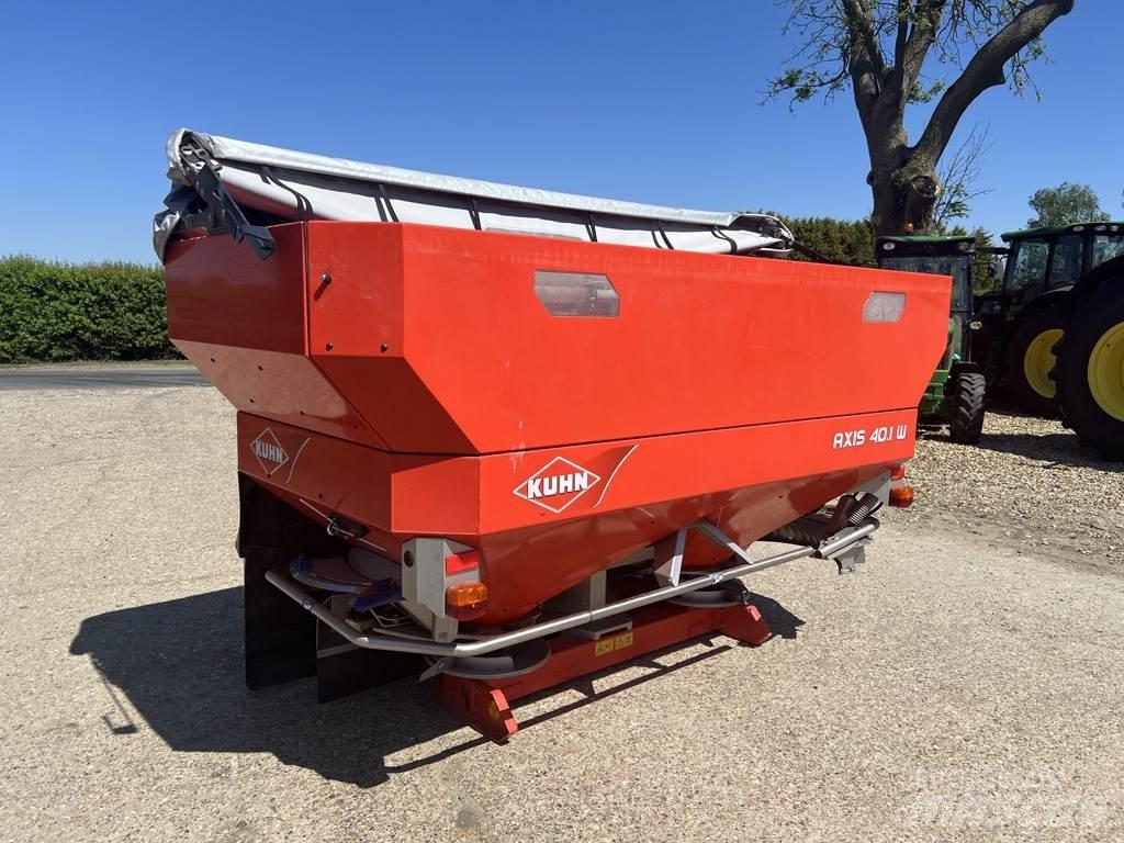 Kuhn AXIS 40.1WT 礦物撒布機