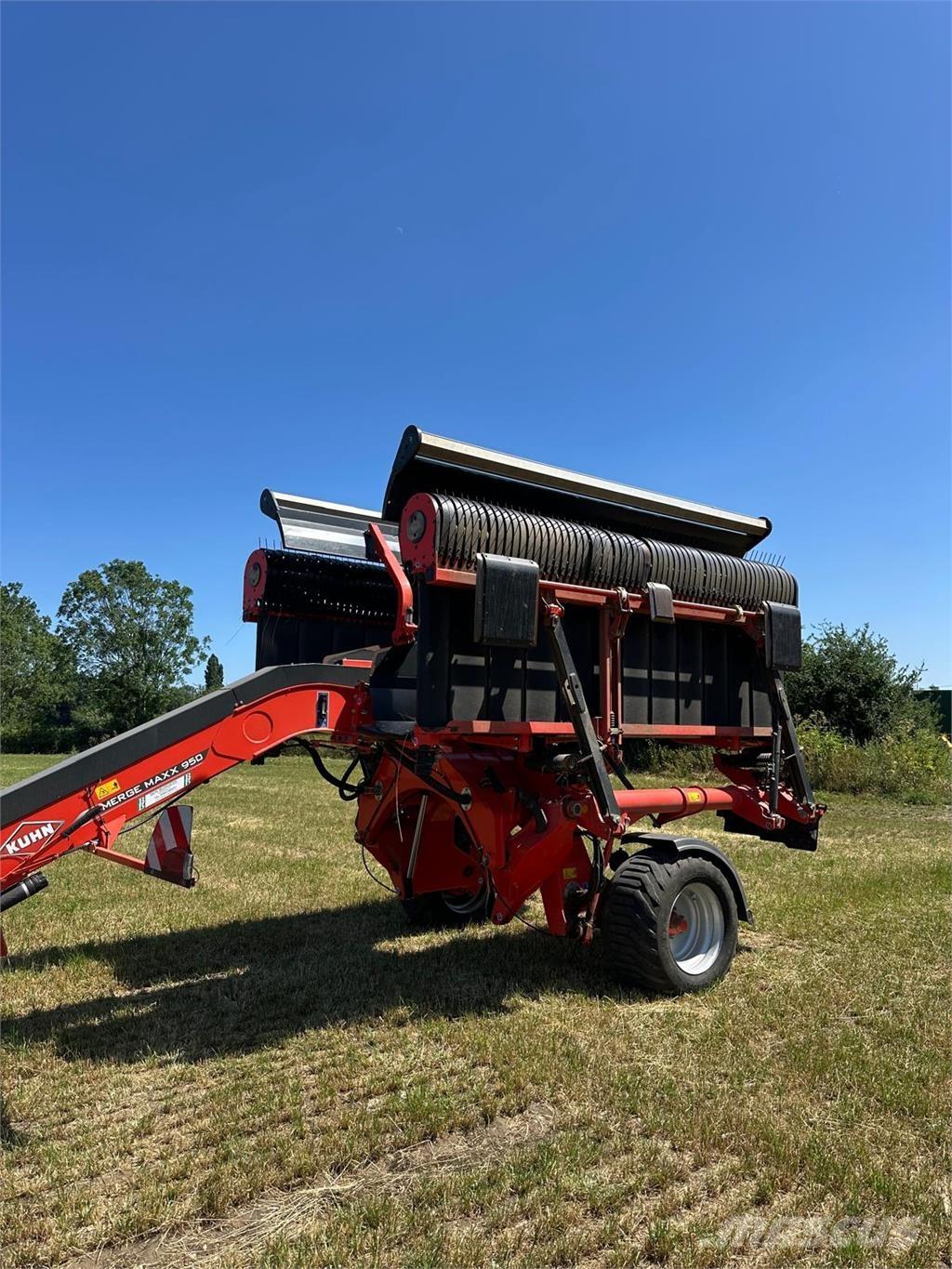 Kuhn MERGEMAXX950 莖葉去葉機